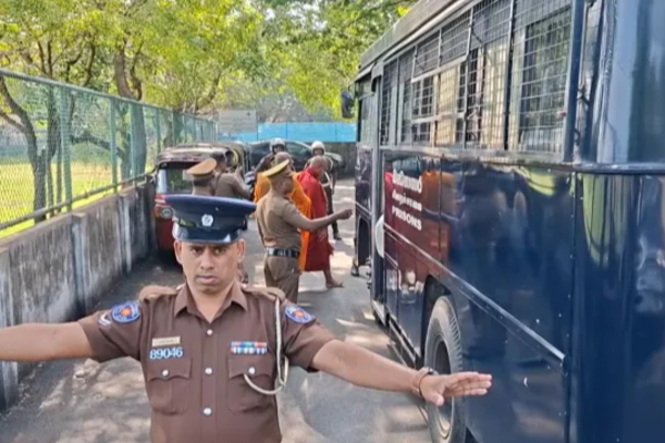 புத்தர் சிலை விவகாரம்... சரத் வீரசேகர வருகை ;திருக்கோணமலையில் இன்று பலத்த பாதுகாப்பு | Buddha Case Heavy Security In Trincomalee Today