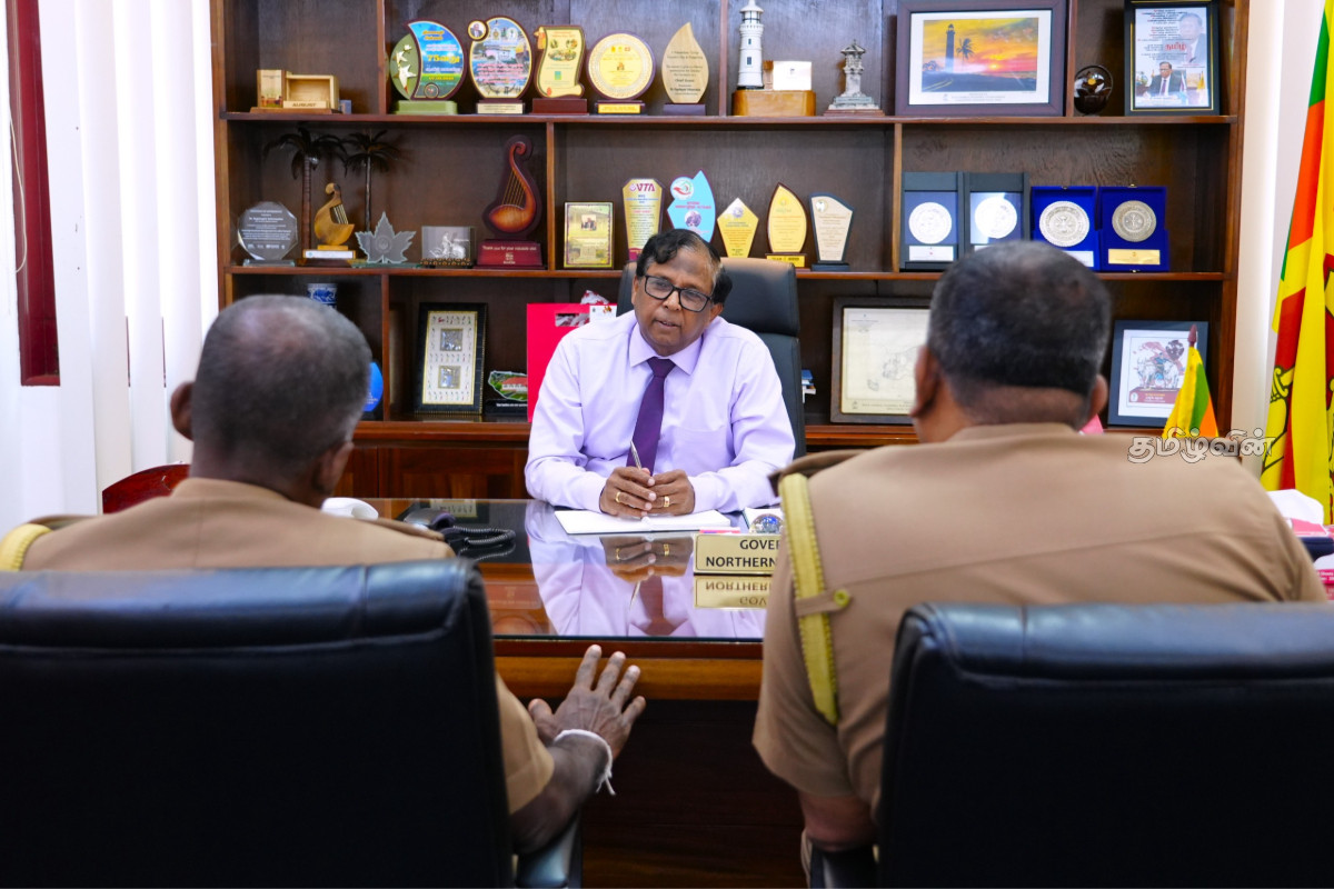 வடக்கில் பொலிஸாரின் செயற்பாடுகளில் முன்னேற்றமாம் - கூறுகிறார் ஆளுநர் | Northern Provience Governer Statement வடக்கில் பொலிஸாரின் செயற்பாடுகளில் முன்னேற்றமாம் - கூறுகிறார் ஆளுநர் | Northern Provience Governer Statement