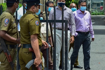 தொடர்ச்சியாக இன்றும் சுகாதார பரிசோதகர்கள் பணிப்புறக்கணிப்பு போராட்டம்