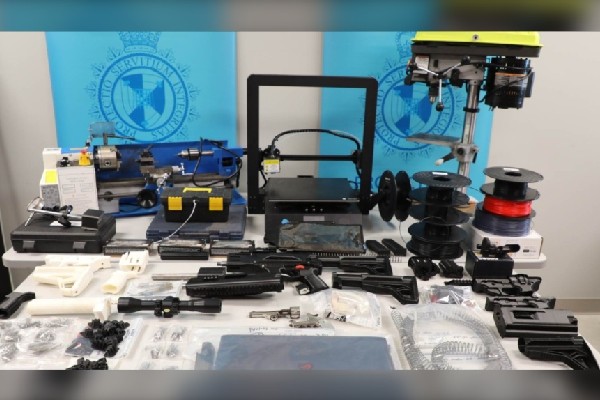 கனடாவில் இரகசிய ஆயுத உற்பத்திச்சாலை! | Nova Scotia Police Dismantle 3D Gun Manufacturing