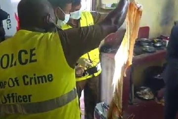 பேயோட்டுவதாக கூறி பெரும் மோசடி; பொலிசாரிடம் சிக்கிய  இளம் யுவதி உள்ளிட்ட குழுவினர்!