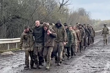 ஈஸ்டரை முன்னிட்டு 100க்கும் மேற்பட்ட உக்ரேனிய சிறைக் கைதிகளை விடுவித்த ரஷ்யா