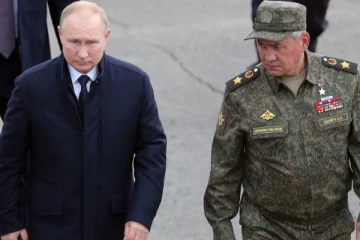 புடின் கேட்ட கேள்வியால்  மாயமான  பாதுகாப்புத்துறை அமைச்சர்!