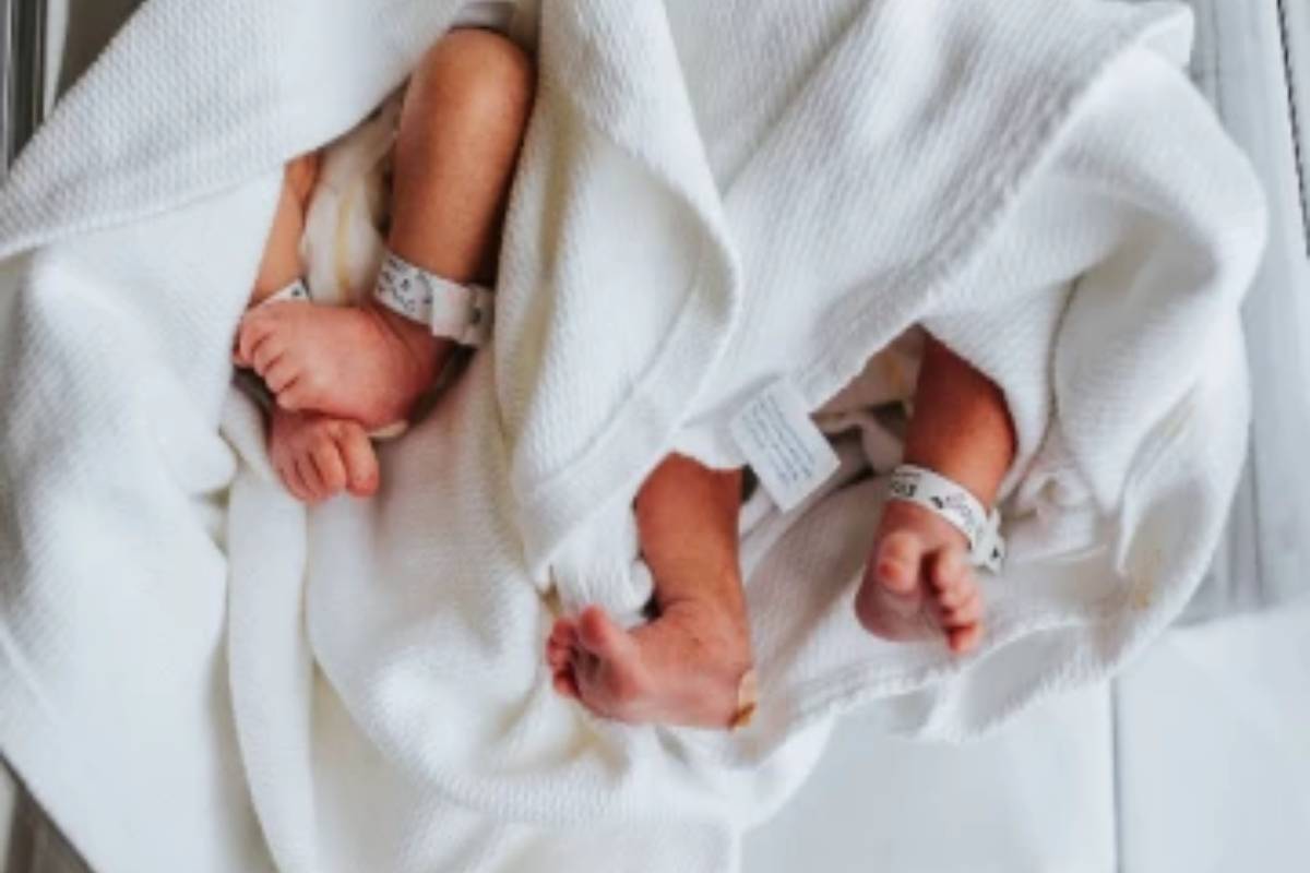 9 இரட்டை குழந்தைகள் பிறந்துள்ளதாக சமூக ஊடகங்களில் பரவும் தகவல்! சிக்கலில் இளம் நடிகை | Social Media Birth Of 9 Twins Kurunegala Hospital