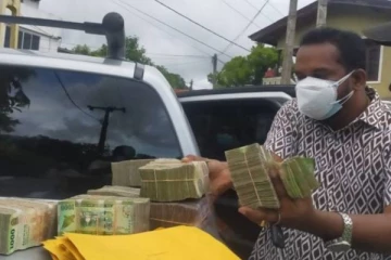 இரண்டரை கோடி ரூபாயை அள்ளி கொடுத்த இலங்கையர்! எதற்காக தெரியுமா? நெகிழ்ச்சி புகைப்படங்கள்