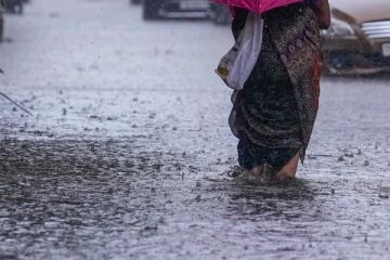 யாழ்ப்பாணம் நெடுந்தீவில் கொட்டித்தீர்த்த மழை