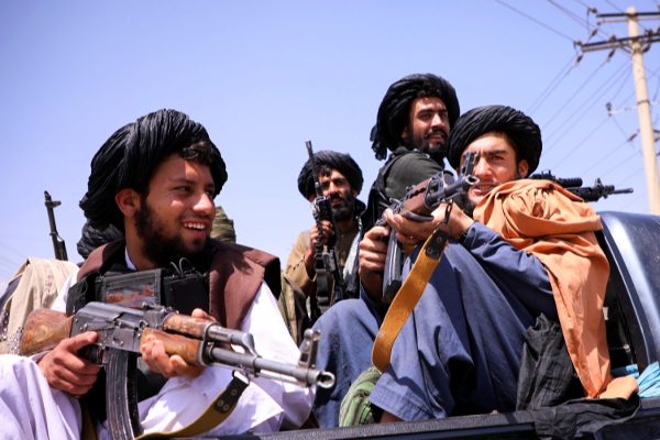 ரொட்டியை திருடிய சிறுவர்கள்..கட்டி வைத்து துன்புறுத்திய தலீபான்கள் | Afghanistan Taliban Children Persecuted