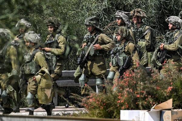 காஸாவில் தொடரும் இஸ்ரேலின் தாக்குதல்: 3 ஊடகவியலாளர்கள் உட்பட 11 பாலஸ்தீனியர்கள் பலி | Three Journalists Killed In Gaza காஸாவில் தொடரும் இஸ்ரேலின் தாக்குதல்: 3 ஊடகவியலாளர்கள் உட்பட 11 பாலஸ்தீனியர்கள் பலி | Three Journalists Killed In Gaza