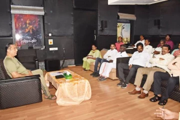 மநீம மாவட்ட செயலாளர்களுடன் நடிகர் கமல் நாளை அவசர ஆலோசனை