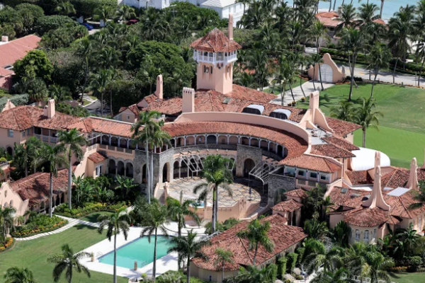 ட்ரம்பின் வீட்டிற்குள் நுழைந்த நபர் படுகொலை.. அதிரடியாக களமிறங்கியுள்ள FBI - வெளியாகும் பரபரப்பு தகவல்கள் | Man Killed Secure Perimeter Trump Mar Lago