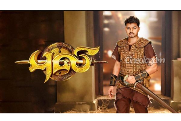 மருத்துவமனையில் அனுமதிக்கப்பட்டுள்ள விஜய்யின் புலி பட தயாரிப்பாளர்.. மாரடைப்பா.. | Puli Movie Producer Selvakumar Admitted Inhospital