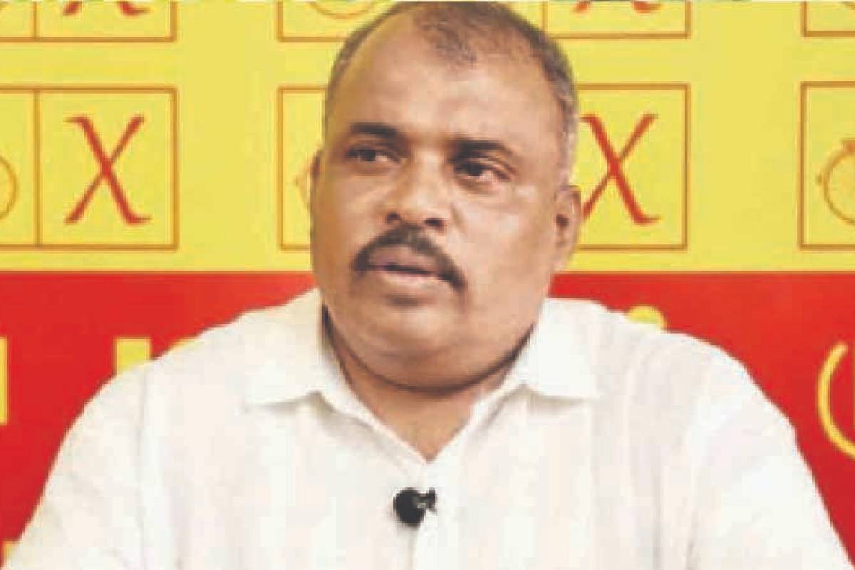 அஹிம்சை போதித்தவரின் சிலையை அகற்றியமை இனவாதத்தின் உச்சம்... கடுமையாக சாடிய முன்னாள் எம்பி கஜேந்திரன் | Thileeban Statue Removed Gajendran Speech அஹிம்சை போதித்தவரின் சிலையை அகற்றியமை இனவாதத்தின் உச்சம்... கடுமையாக சாடிய முன்னாள் எம்பி கஜேந்திரன் | Thileeban Statue Removed Gajendran Speech