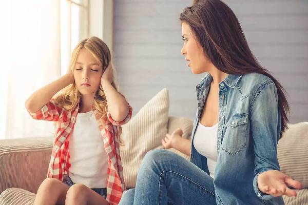 parenting tips: குழந்தைகளை திட்டாமல் , அடிக்காமல் உங்க பேச்சை கேட்க வைக்கணுமா? | How To Discipline Your Child Healthy Way