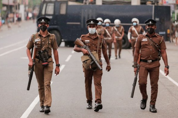 வெறுமனே கைகட்டி நின்று பார்க்க மாட்டார்கள்..! சிறிலங்கா காவல்துறை எச்சரிக்கை - ஐபிசி தமிழ்