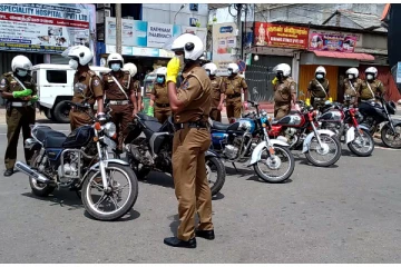 யாழில் பொது மக்கள் நடமாட்டத்தை கட்டுப்படுத்த பொலிஸாரின் விசேட நடவடிக்கை