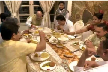 சவுரவ் கங்குலி வீட்டில் விருந்து சாப்பிட்ட அமித் ஷா - வைரலாகும் புகைப்படம்