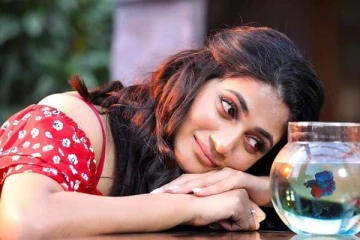 அமைதியான லொஸ்லியா: நடிப்பதற்கு மிகவும் கஷ்டப்படுகிறாரா? பிக்பாஸிற்கு பின்பு ஏற்பட்ட மாற்றம்