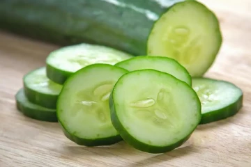 உடல் சூட்டுக்கு உகந்த தீர்வு..! சூட்டை தணிக்கும் வெள்ளரிக்காய்