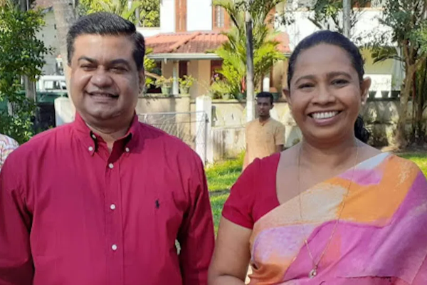 நாடாளுமன்ற உறுப்பினர் பவித்ரா வன்னியாராச்சி மற்றும் அவரது கணவரிடம் சிஐடி விசாரணை | Investigation Of Cid Srilanka Galle Roit Roits