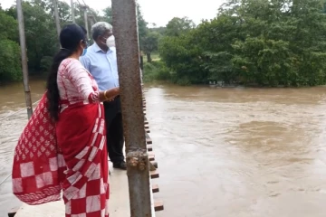 மல்வத்து ஓயா நீர்வரத்து அதிகரிப்பு:பொது மக்கள் அவதானத்துடன் செயற்படுமாறு கோரிக்கை(VIDEO)