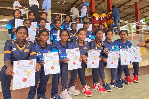 கிழக்கு மாகாண விளையாட்டுப் போட்டியில் சாதனை படைத்த மாணவிகள் (Photos) | Students Achieved Record Eastern Province Sports