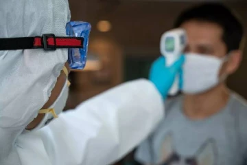 குணப்படுத்த முடியாத வைரஸ்... பயணம் செய்ய வேண்டாம் என எச்சரிக்கை: 300 பேர்களை தேடும் WHO