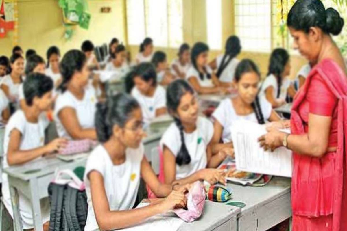 இலங்கை கல்வி முறையில் மாற்றம்! பாடசாலை நேரம் மற்றும் பரீட்சைகளில் அதிரடி மாற்றம் | Dramatic Change In The Education System இலங்கை கல்வி முறையில் மாற்றம்! பாடசாலை நேரம் மற்றும் பரீட்சைகளில் அதிரடி மாற்றம் | Dramatic Change In The Education System