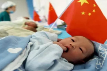 சீனாவில் பல மருத்துவமனைகளில் மகப்பேறு சேவைக்கு பூட்டு!