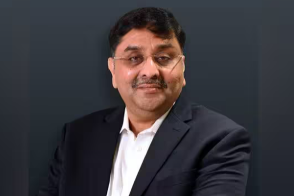 அமெரிக்காவில் கடன் மோசடி ; இந்திய வம்சாவளி தொழிலதிபர் தலைமறைவு | Indian Businessman Abscon 4200 Crore Loan Fraud Us