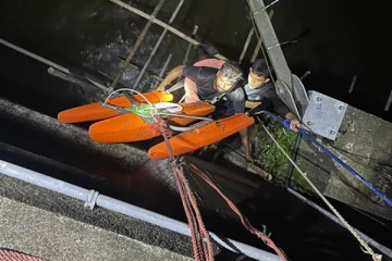 பாலத்தின் கீழ் இருந்து மீட்கப்பட 30 மில்லியன் பெறுமதியான புதையல்