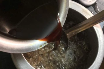 பல மடங்கு வேகத்தில் உடல் எடையை குறைக்கனுமா? தினமும் காலையில் உளுந்து கஞ்சி சாப்பிடுங்க... தயாரிப்பு உள்ளே