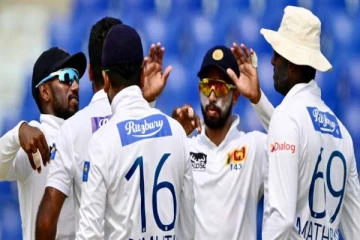 இங்கிலாந்திற்கு பறக்கும் இரு இலங்கை கிரிக்கெட் அணி வீரர்கள்!