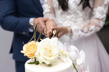 முகநூலில் மலர்ந்த காதல்! யாழில் இருந்து வெளிநாடு சென்ற பெண்ணிற்கு ஏற்பட்ட நிலை