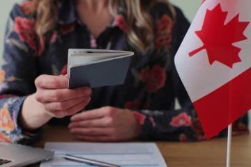 கனடாவுக்கு படிக்க சென்ற 50 ஆயிரம் மாணவர்கள் மாயம்!