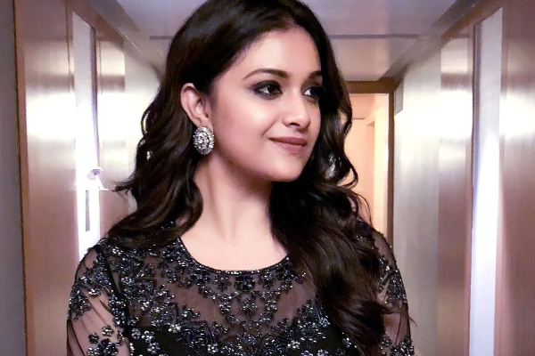 நடிகை கீர்த்தி சுரேஷுக்கு திருமணம்.. நடிப்பை விட்டு விலக முடிவு | Keerthy Suresh Quit Acting Because Of Marriage