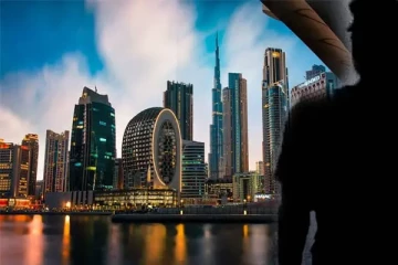 வெளிநாடொன்றில் இருந்து 13 இலங்கையர்கள் அதிரடியாக கைது