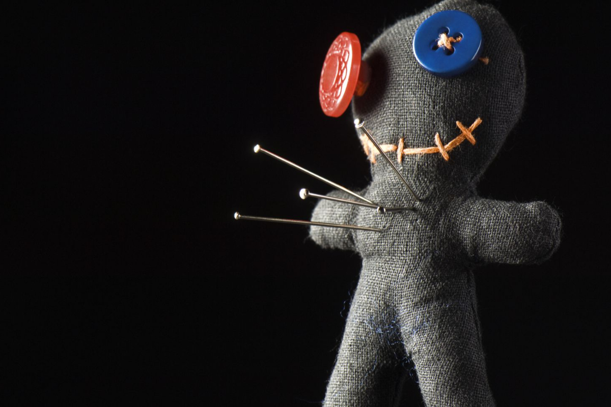 உலகத்தில் ஒருவர் வாங்கவே கூடாத சாபம் என்ன தெரியுமா? | Cause And Impact Of Curse In Life