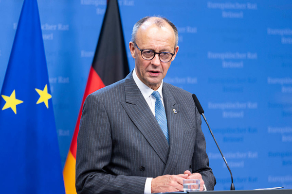 அகதிகளைத் திருப்பி அனுப்புவது குறித்து நாடொன்றுடன் பேச ஜேர்மனி திட்டம் | Germany To Raise Migrant Returns Talks With Syria