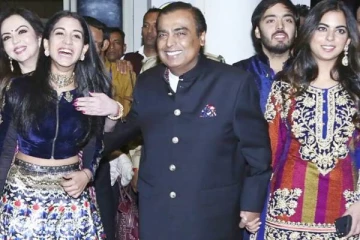 ரூ.9.10 லட்சம் கோடி சொத்து!! முகேஷ் அம்பானியின் ஒரு மாத செலவு எவ்வளவு தெரியுமா..