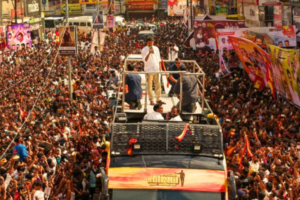 மீண்டும் ரோடு ஷோ செல்லும் விஜய் - எங்கே தெரியுமா? | Tvk Vijay Plans Road Show In Puducherry On Dec 5