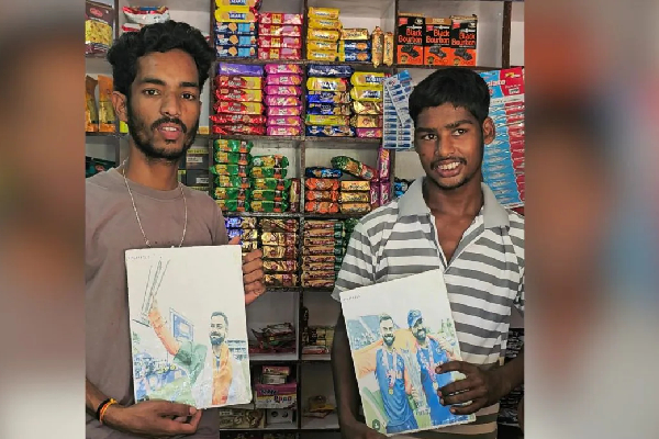 மளிகை கடைக்காரருக்கு போன் செய்த விராட் கோலி, ஏபி டிவில்லியர்ஸ் - பின்னணி என்ன? | Villageman Got Call From Kohli Via Paditar Old Sim