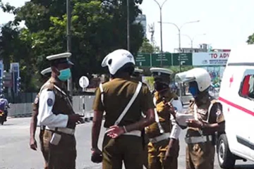 மட்டக்களப்பில் இடம்பெற்ற முச்சக்கர வண்டி விபத்தில் பாடசாலை மாணவி காயம்