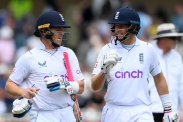 நியூசிலாந்துக்கு பதிலடி கொடுத்த இங்கிலாந்து! துடுப்பாட்ட வீரர்களின் மிரட்டலான ஆட்டம்