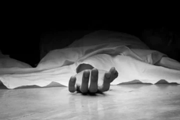 கண்ணெதிரே துடிதுடித்து இறந்த குழந்தைகள்., குற்ற உணர்ச்சியில் தம்பதி எடுத்த முடிவு.. கடைசி நேரத்தில் கணவன் செய்த செயல்!