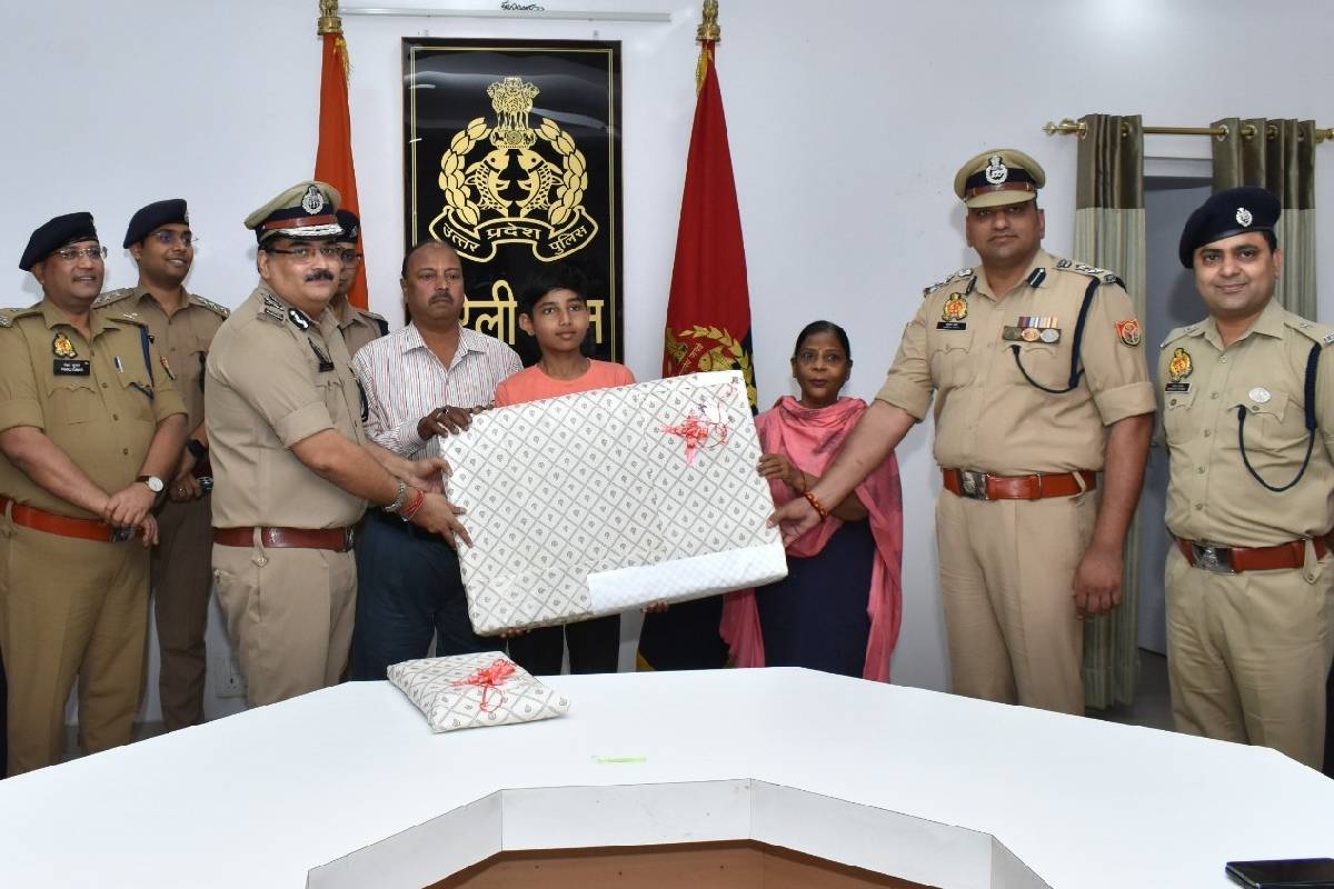 10 மணி நேர டிஜிட்டல் அரெஸ்ட் - பெற்றோரை மீட்ட 8 ஆம் வகுப்பு மாணவன் | 8Th Std Son Rescue Parent From Digital Arrest Scam