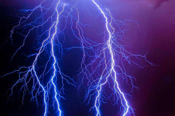 10 மாவட்டங்களுக்கு சிவப்பு எச்சரிக்கை | Red Alert For 10 Districts Due To Lightning