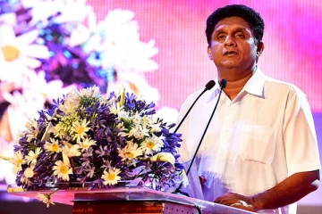 அரசாங்கம் மக்களின் ஆணையை காட்டிக்கொடுத்து விட்டது: எதிர்க்கட்சித் தலைவர்
