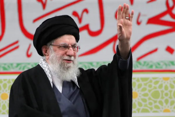 மத்திய கிழக்கையே அதிர வைக்கும் பேரழிவு.. இன்று அலி கமெனி விடுத்த அதிரடி எச்சரிக்கை | Few Minutes Ago Ali Khamanei Warns Trump Iran