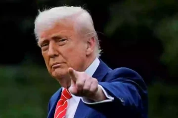 டிரம்பின அதிரடி உத்தரவால் உலக சந்தையில் அதிகரிக்கும் எண்ணெய் விலை