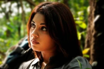 மயக்கம் என்ன நடிகை ரிச்சாவா இது?- அவருக்கு வந்த நிலைமையை பார்த்து ஷாக் ஆன ரசிகர்கள்